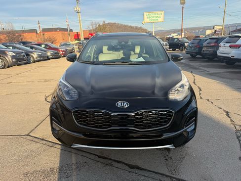 Used 2022 Kia Sportage SX image 2
