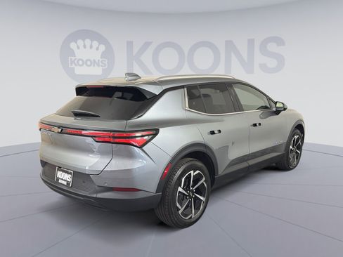 New 2026 Chevrolet Equinox EV LT image 7