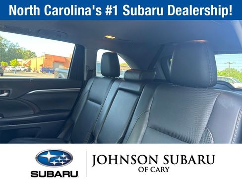 Used 2019 Toyota Highlander Limited image 22