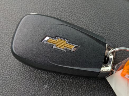 Used 2025 Chevrolet Trax LS image 22