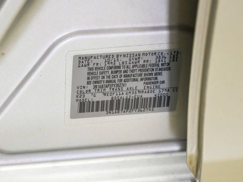 Used 2015 Nissan Sentra SL w/ SL Premium Package FWD image 50