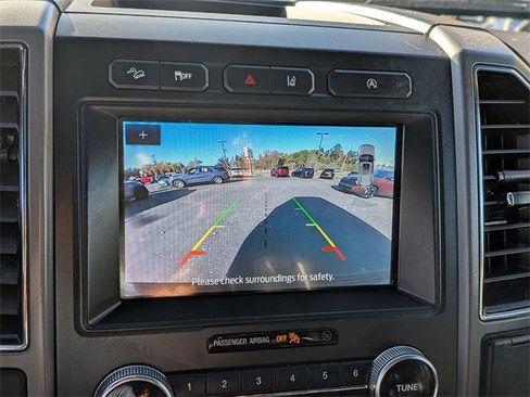 Used 2020 Ford Expedition XLT w/ Equipment Group 202A image 23