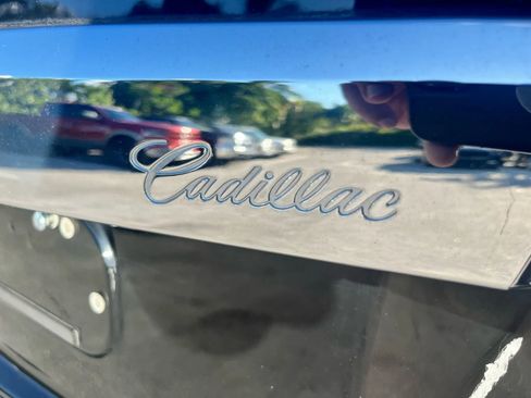 Used 2014 Cadillac SRX Luxury w/ Driver Awareness Package image 9