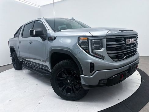 Used 2023 GMC Sierra 1500 AT4 w/ AT4 Preferred Package image 2