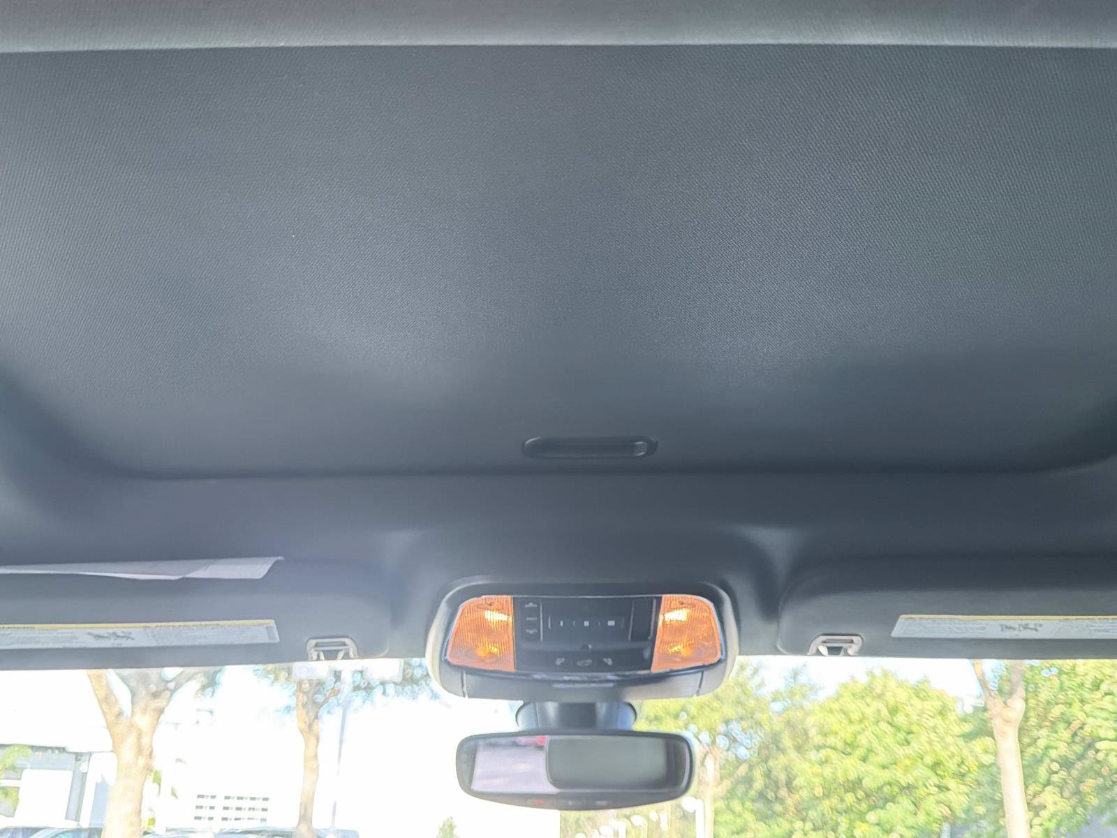 Used 2021 Jeep Grand Cherokee Limited RWD image 14