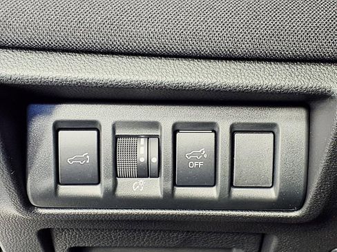 Certified 2025 Subaru Outback Premium image 23