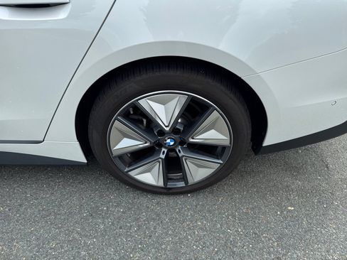 Used 2025 BMW i4 xDrive40i w/ Premium Package AWD/4WD image 22