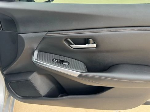 Used 2023 Nissan Sentra SV image 38