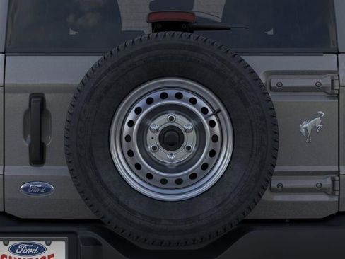 New 2025 Ford Bronco Base image 24