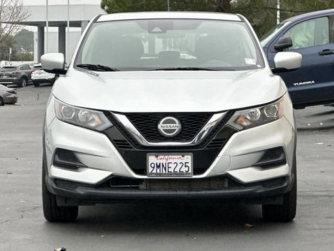 Used 2022 Nissan Rogue Sport S image 10