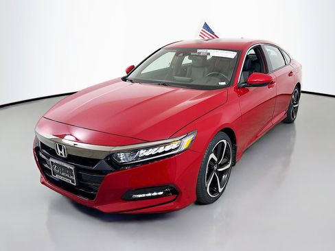 Used 2020 Honda Accord Sport image 3