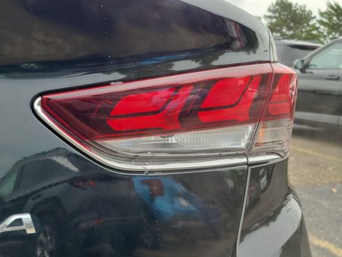 Used 2018 Hyundai Sonata SEL w/ Tech Package 02 FWD image 7