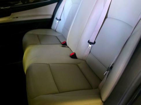 Used 2012 BMW ALPINA B7 ALPINA B7 LWB image 23