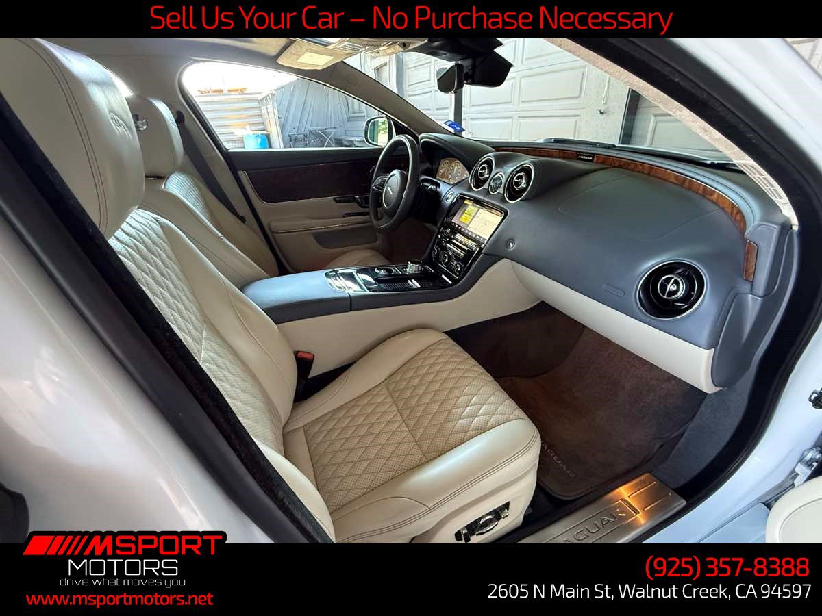 Used 2019 Jaguar XJ L Portfolio RWD image 16