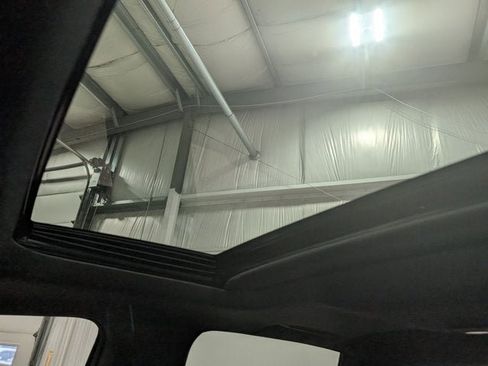 Used 2024 Chevrolet Colorado ZR2 w/ ZR2 Convenience Package III image 30