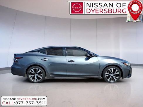 Used 2019 Nissan Maxima SR w/ Premium Package FWD image 2
