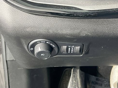 Used 2022 Jeep Compass Trailhawk AWD/4WD image 10