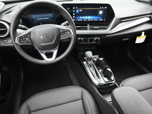 New 2026 Chevrolet Trax ACTIV w/ Driver Confidence Package FWD image 15