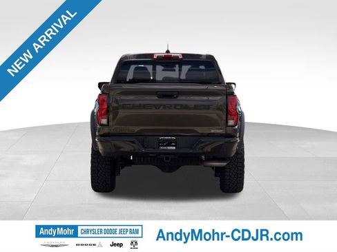 Used 2024 Chevrolet Colorado ZR2 w/ ZR2 Convenience Package III AWD/4WD image 6