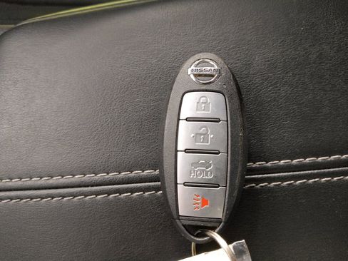 Used 2023 Nissan Sentra SV FWD image 32