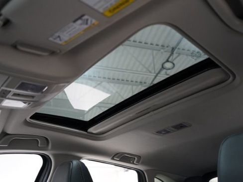 Used 2023 MAZDA CX-5 AWD 2.5 S w/ Premium Package image 19