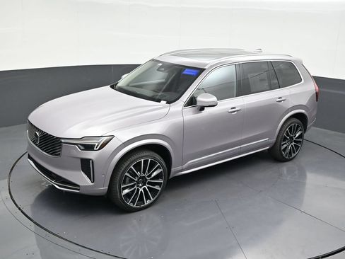 New 2026 Volvo XC90 B5 Ultra AWD/4WD image 13