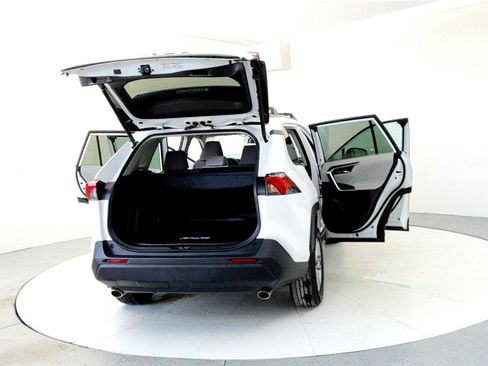 Certified 2023 Toyota RAV4 XLE image 11