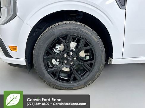 New 2025 Ford Maverick Lobo image 33