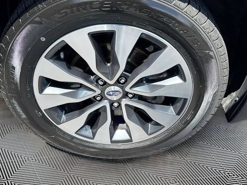 Used 2024 Subaru Outback Limited w/ Popular Package #2 AWD/4WD image 29