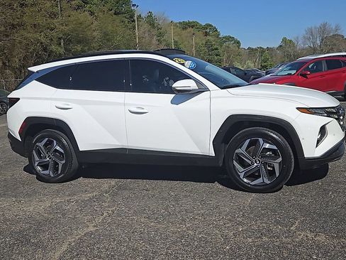 Certified 2023 Hyundai Tucson Limited AWD/4WD image 2