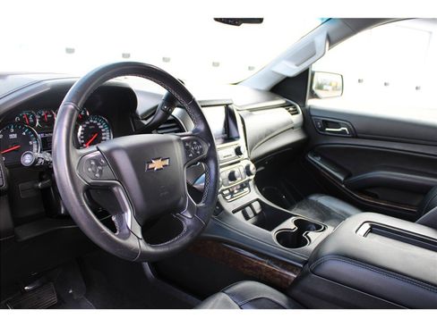 Used 2018 Chevrolet Tahoe LT image 9