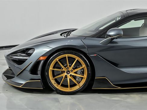 Used 2018 McLaren 720S RWD image 9