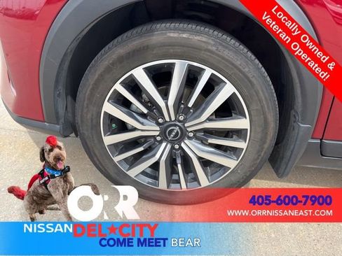 Used 2023 Nissan Kicks SV FWD image 9