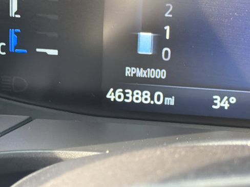 Used 2024 Ford Escape ST-Line image 21