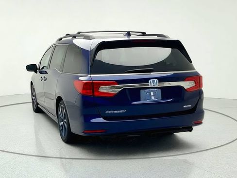 Used 2019 Honda Odyssey Elite image 4