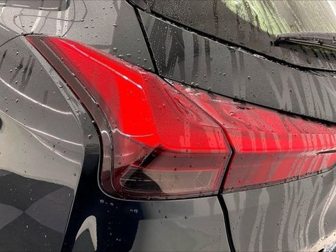 Used 2019 Lexus UX 200 F Sport image 29