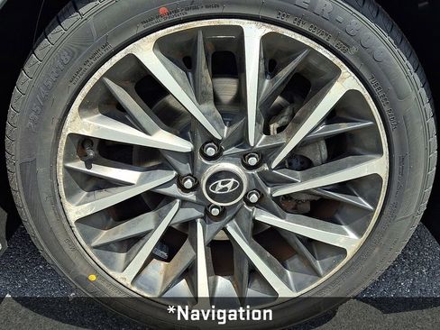 Used 2023 Hyundai Sonata Limited w/ Cargo Package FWD image 10
