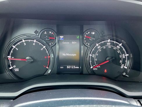 Used 2023 Toyota 4Runner SR5 Premium w/ Moonroof Package RWD image 50