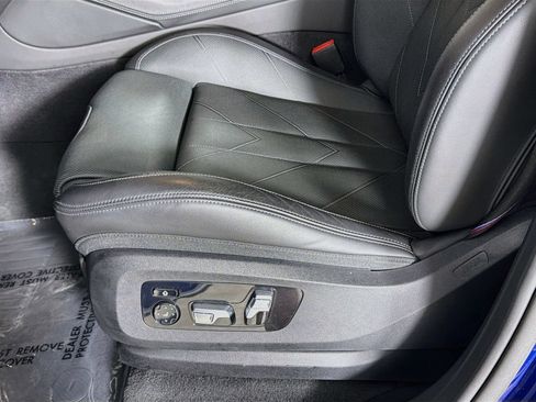 Used 2023 BMW XM AWD/4WD image 20