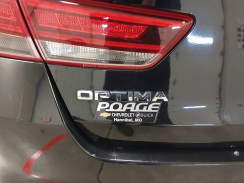 Used 2018 Kia Optima S image 32