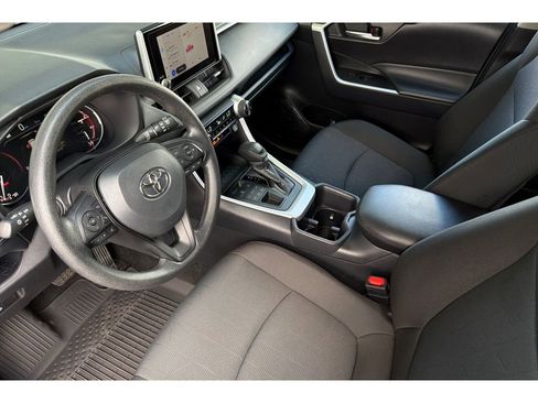 Certified 2025 Toyota RAV4 XLE AWD/4WD image 10