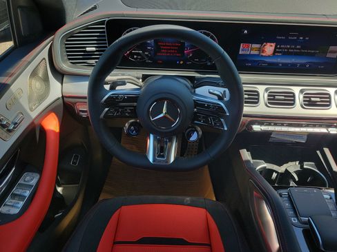 New 2026 Mercedes-Benz GLE 53 AMG 4MATIC Coupe image 17