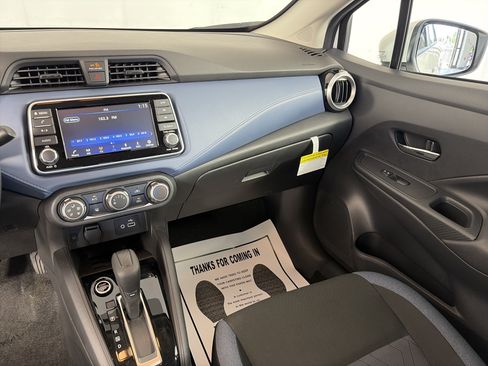 Certified 2025 Nissan Versa SV w/ Trunk Package FWD image 4