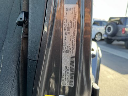 Used 2025 Jeep Wrangler Unlimited Sahara w/ Safety Group AWD/4WD image 34