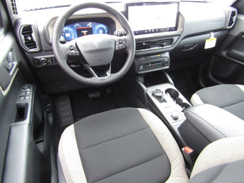 New 2025 Ford Bronco Sport Big Bend w/ Convenience Package image 2