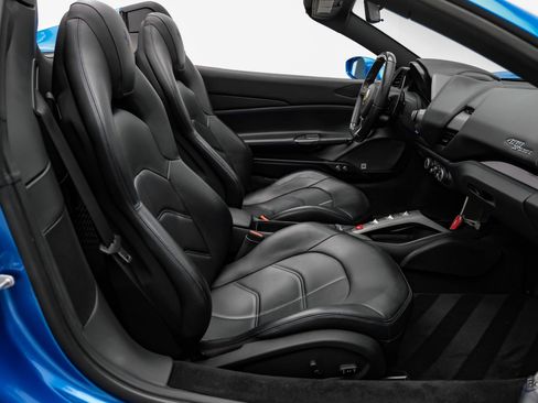 Used 2017 Ferrari 488 Spider RWD image 63