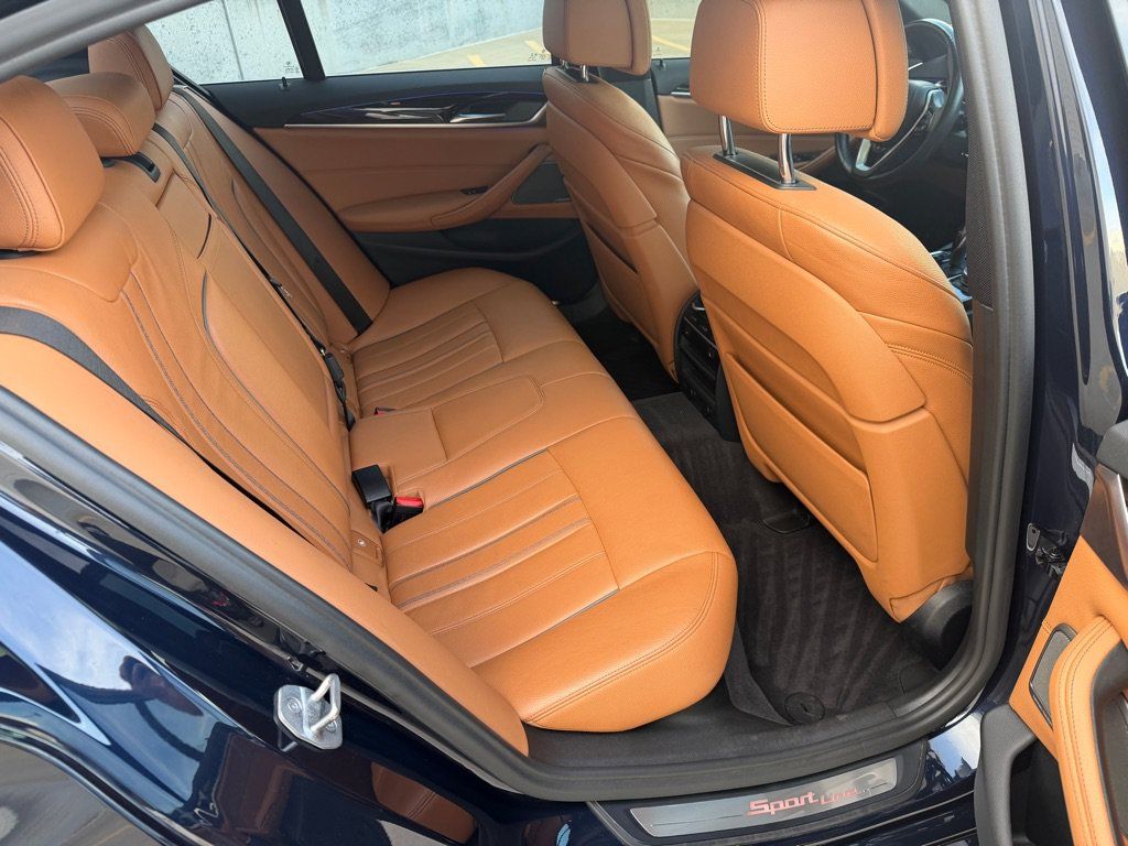 Used 2018 BMW 540i xDrive AWD/4WD image 18