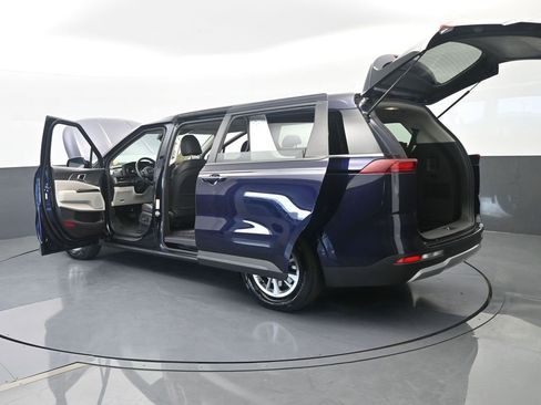 Used 2024 Kia Carnival LX FWD image 76