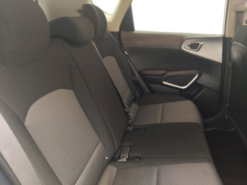 Used 2021 Kia Soul LX FWD image 19