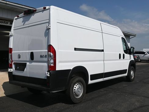 Used 2026 RAM ProMaster 2500 w/ Convenience Group FWD image 5